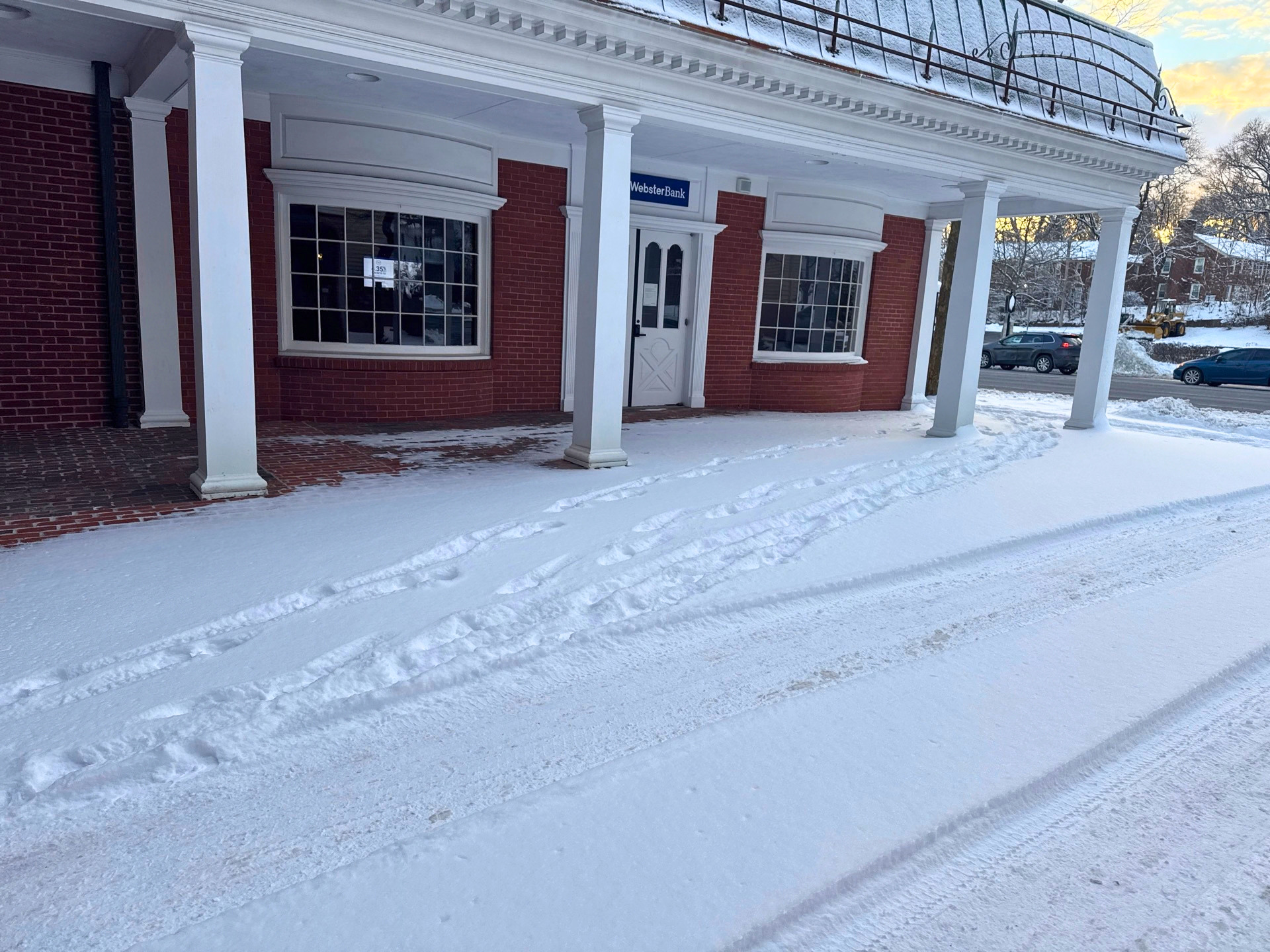 Main entrance not cleared or salted